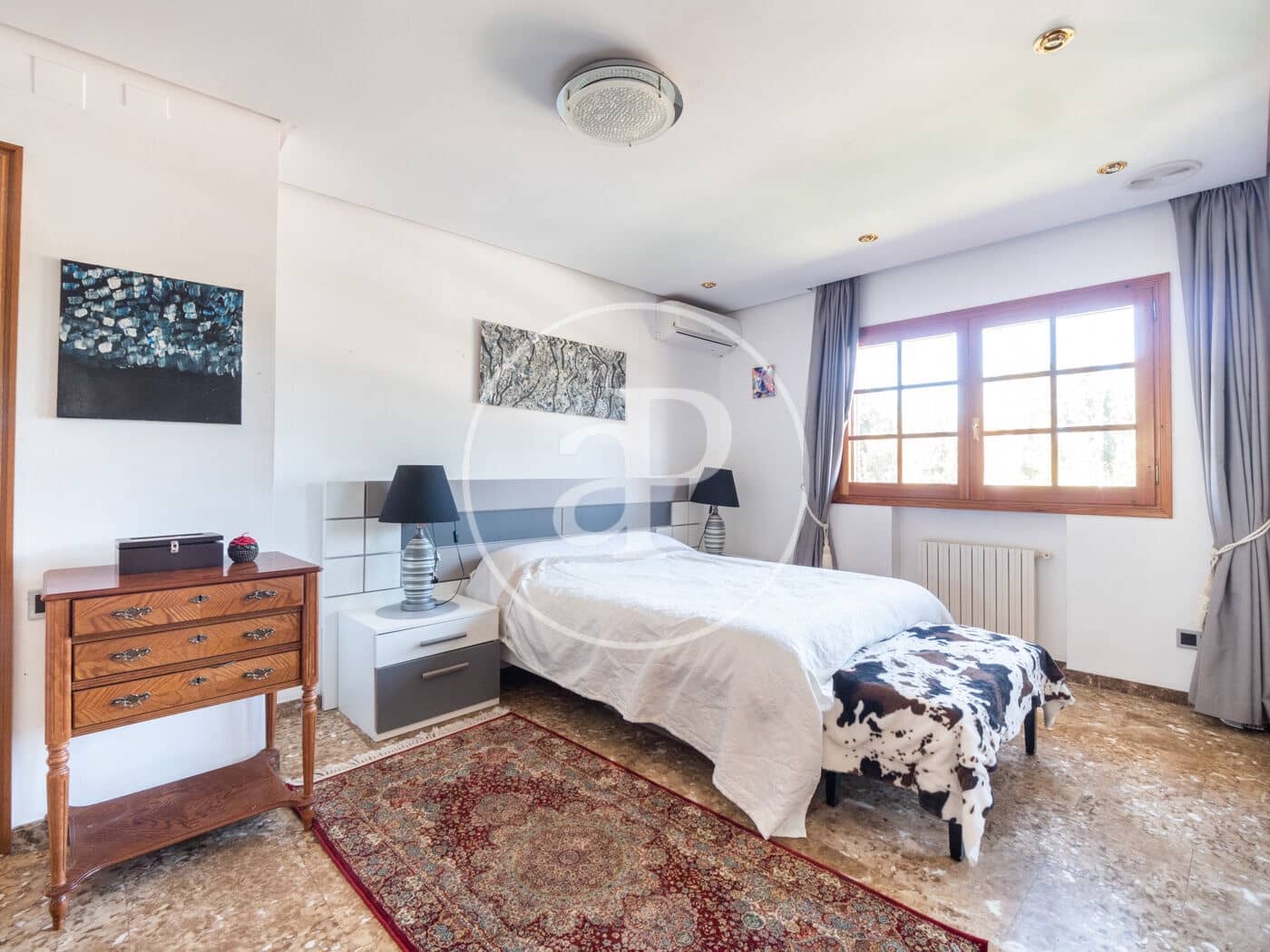 6 soveværelse Villa til salg i Paterna med swimmingpool - € 1.500.000 (Ref: 7600714)