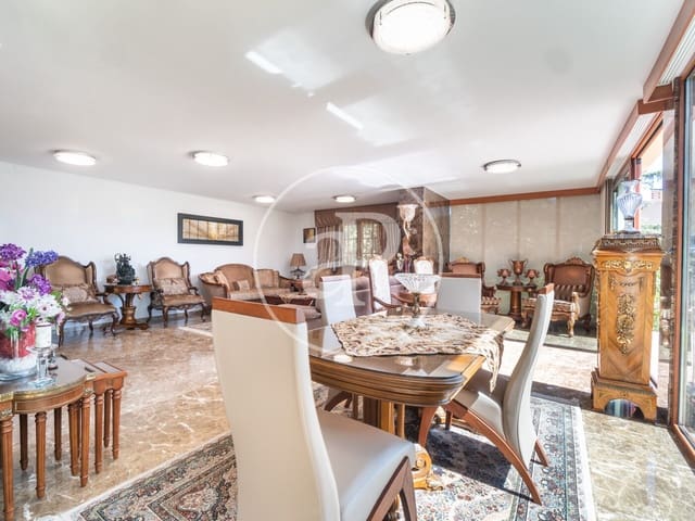 6 soveværelse Villa til salg i Paterna med swimmingpool - € 1.500.000 (Ref: 7600714)