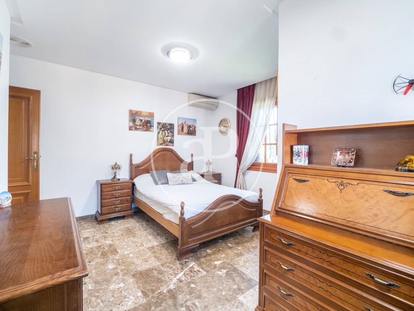 6 soveværelse Villa til salg i Paterna med swimmingpool - € 1.500.000 (Ref: 7600714)