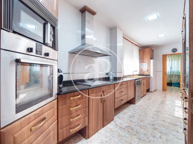 6 sovrum Villa till salu i Playa de Chilches, Chilches - 370 000 € (Ref: 7600716)