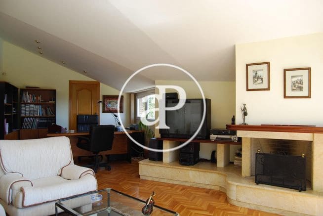 6 soveværelse Villa til salg i Sagunto / Sagunt med swimmingpool - € 2.000.000 (Ref: 7600719)