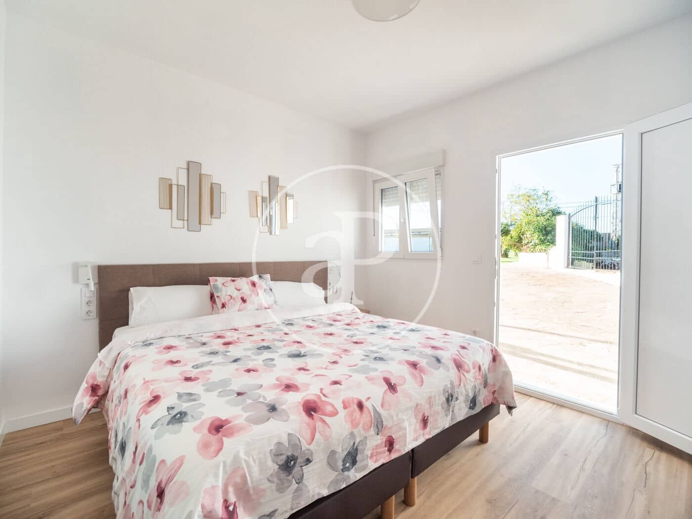 10 bedroom Villa for sale in Manises with pool - € 2,000,000 (Ref: 7600721)