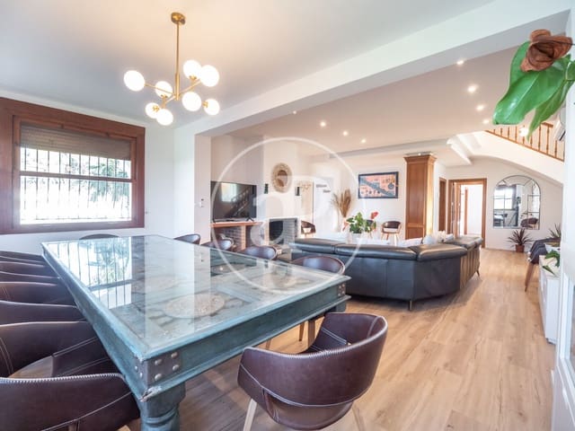 10 bedroom Villa for sale in Manises with pool - € 2,000,000 (Ref: 7600721)