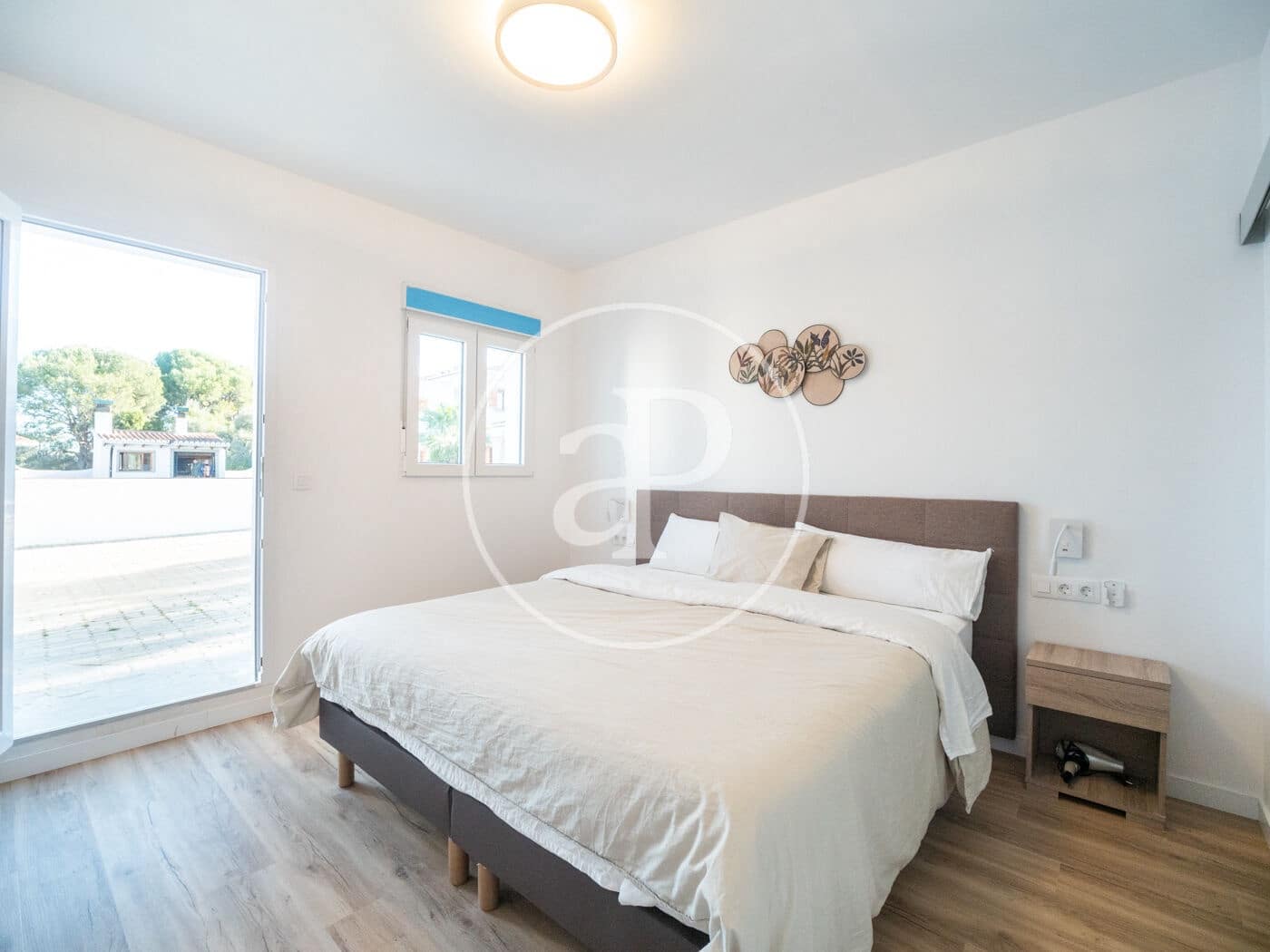 10 bedroom Villa for sale in Manises with pool - € 2,000,000 (Ref: 7600721)