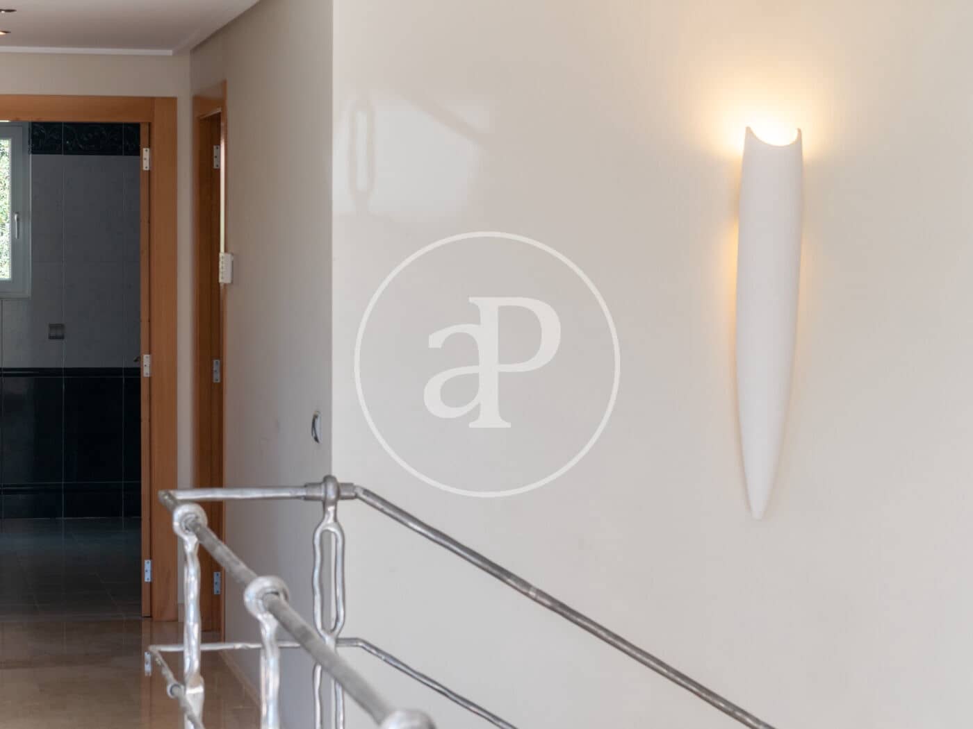 4 soveværelse Villa til salg i Gilet med swimmingpool - € 795.000 (Ref: 7600733)