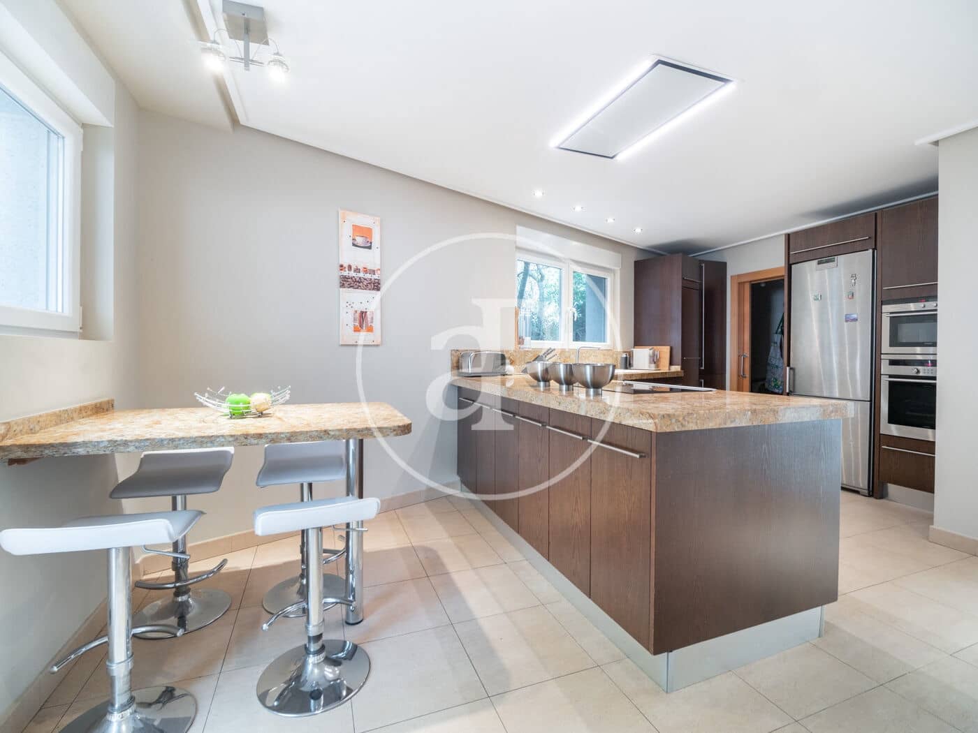 4 soveværelse Villa til salg i Gilet med swimmingpool - € 795.000 (Ref: 7600733)