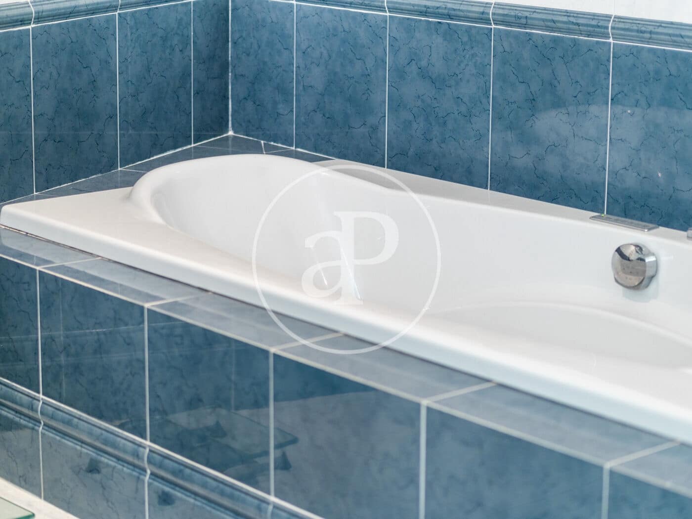 4 soveværelse Villa til salg i Gilet med swimmingpool - € 795.000 (Ref: 7600733)