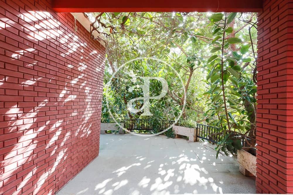 5 quarto Moradia para venda em Campolivar com piscina - 1 300 000 € (Ref: 7600739)