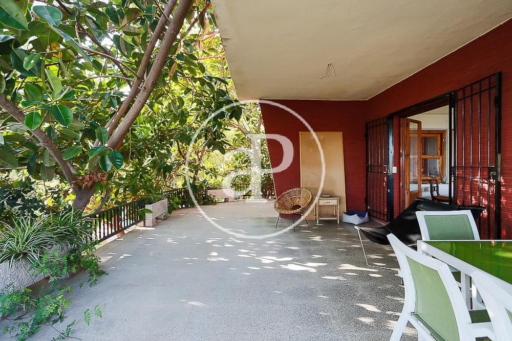 5 quarto Moradia para venda em Campolivar com piscina - 1 300 000 € (Ref: 7600739)