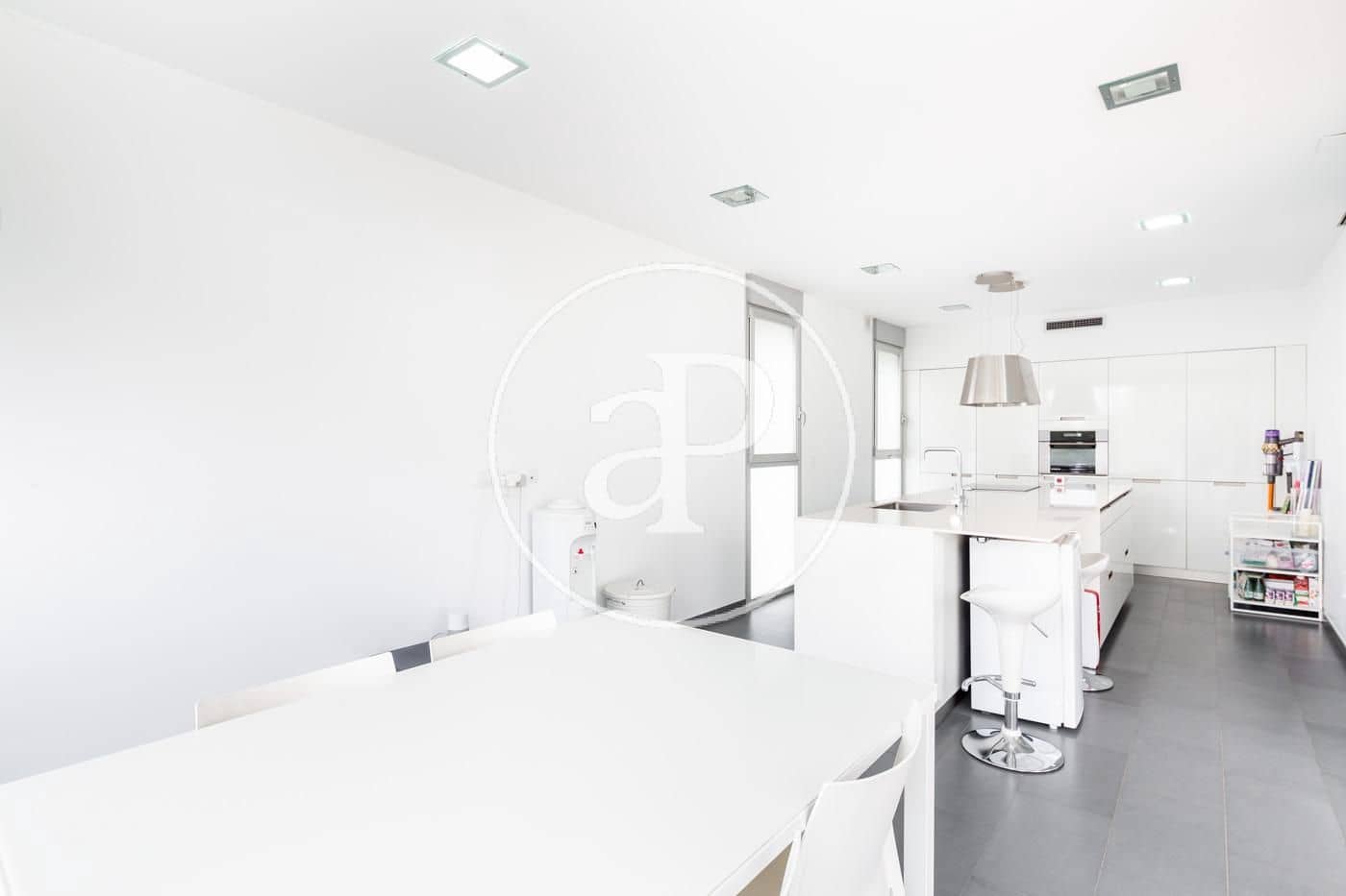 6 soveværelse Villa til salg i Chiva med swimmingpool - € 1.500.000 (Ref: 7600750)