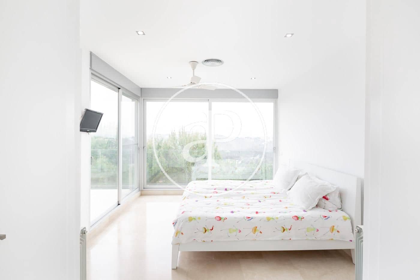 6 soveværelse Villa til salg i Chiva med swimmingpool - € 1.500.000 (Ref: 7600750)