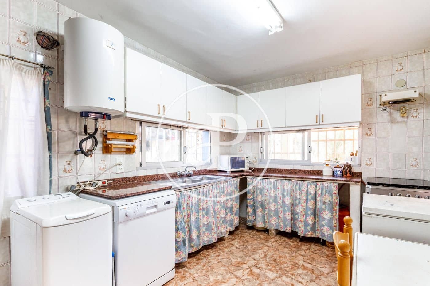 6 soverom Villa til salgs i Betera med svømmebasseng - € 395 000 (Ref: 7600759)