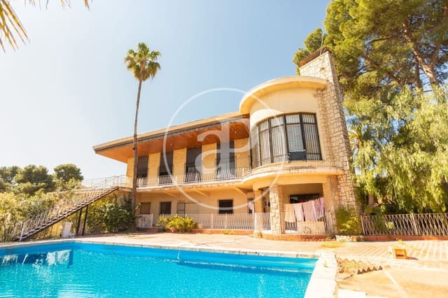 6 bedroom Villa for sale in El Vedat de Torrente, Torrent with pool - € 890,000 (Ref: 7600788)