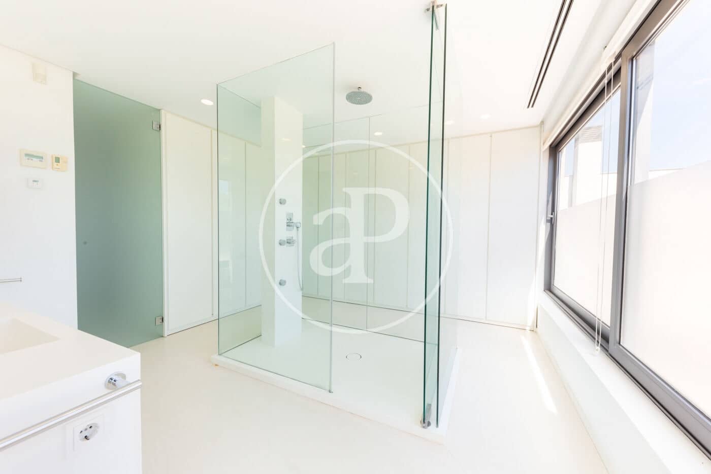 4 quarto Moradia para venda em Betera com piscina - 1 950 000 € (Ref: 7600805)