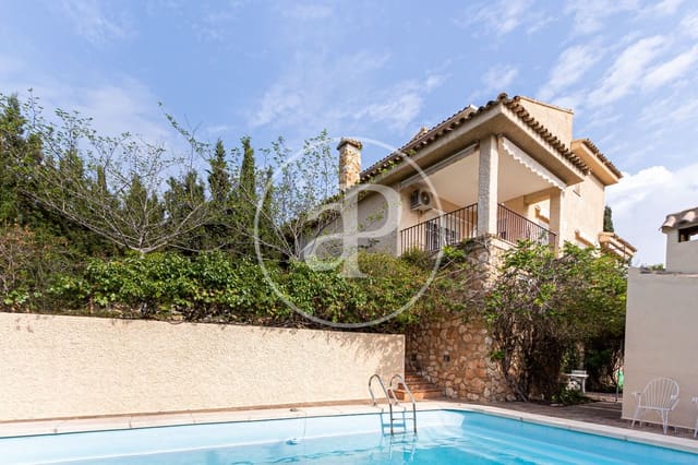 6 soveværelse Villa til salg i Torrent med swimmingpool - € 439.000 (Ref: 7604077)