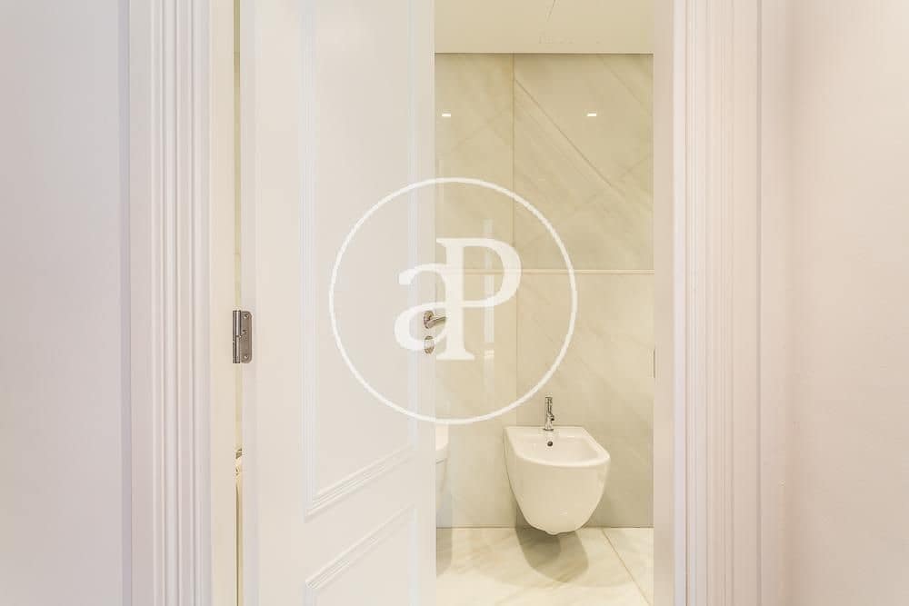 4 soveværelse Lejlighed til salg i Valencia by - € 1.350.000 (Ref: 7668996)