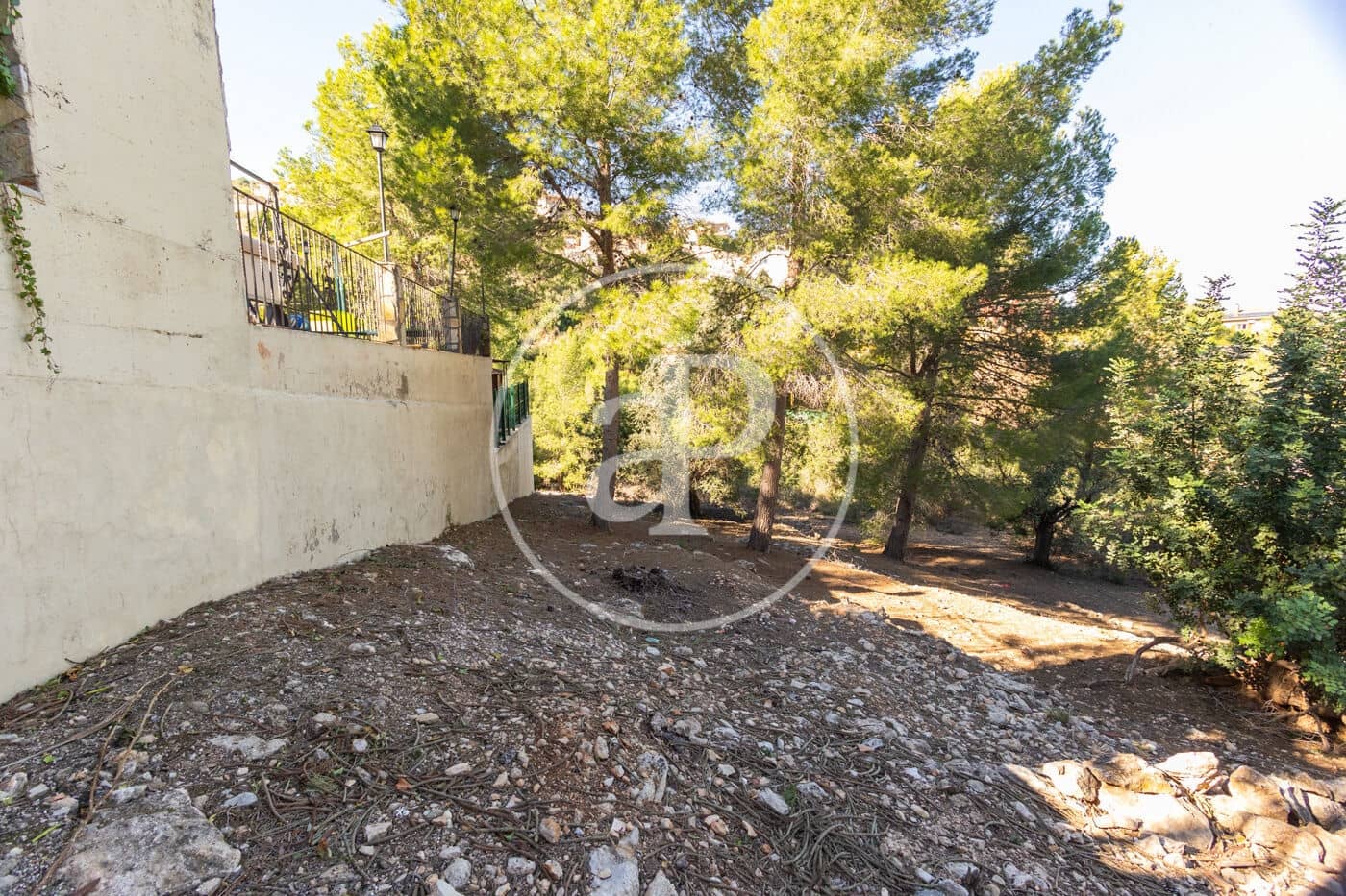 Ubebygd land til salgs i Chiva - € 80 000 (Ref: 7936478)