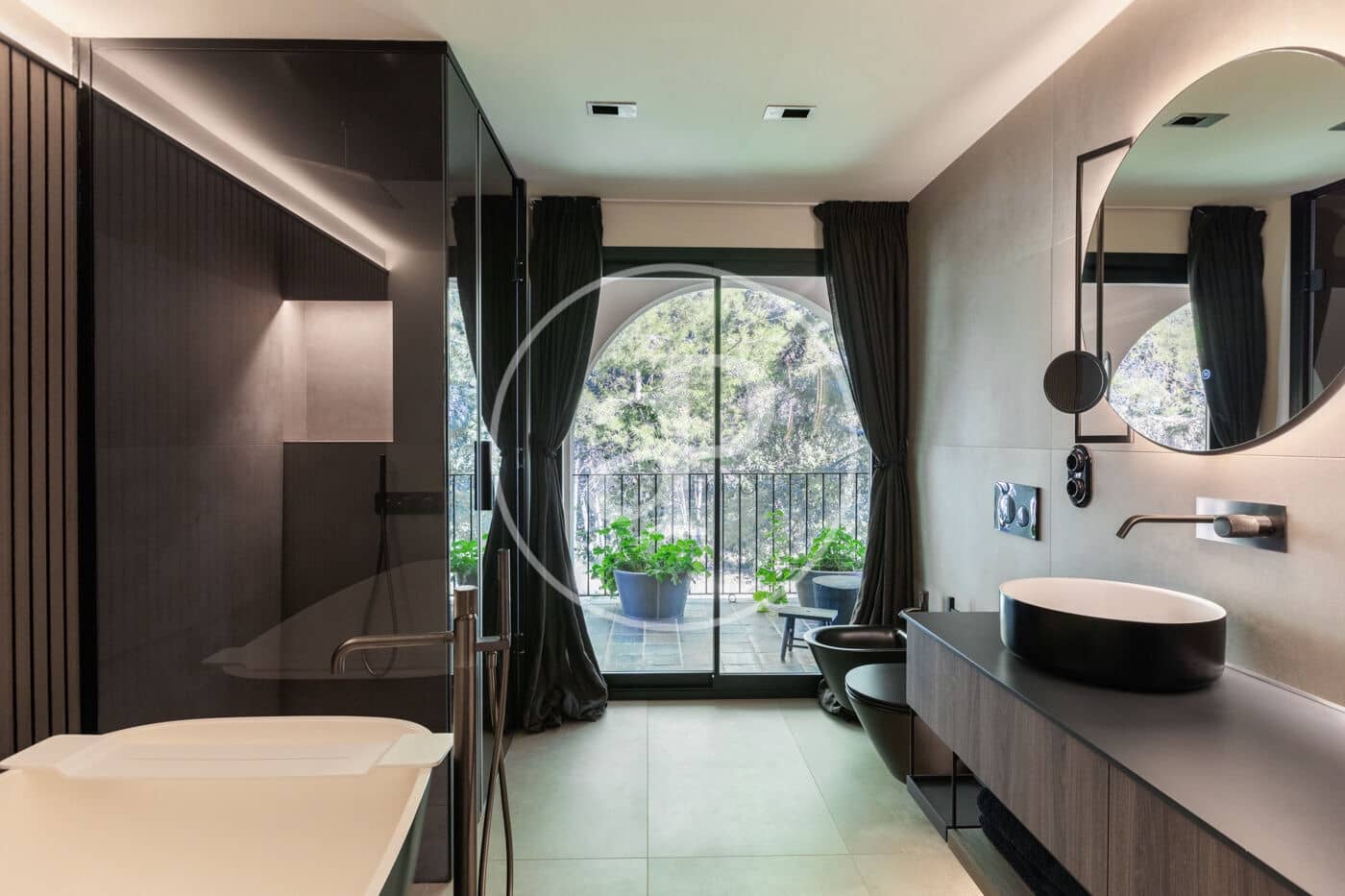 6 chambre Villa/Maison à vendre à Chiva avec piscine - 1 390 000 € (Ref: 7998950)