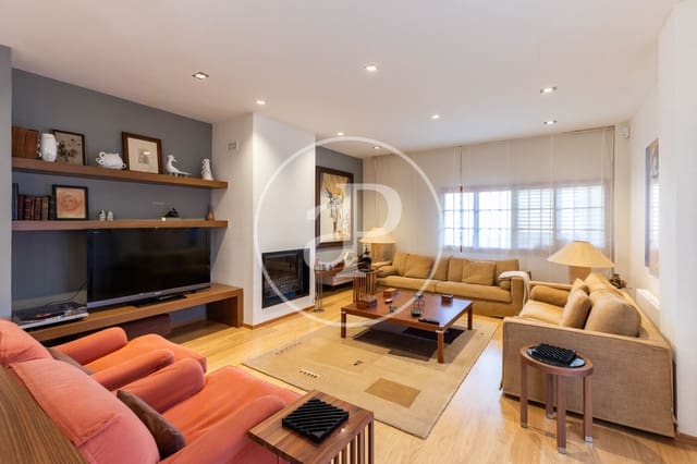 6 quarto Moradia para venda em Chiva com piscina - 1 390 000 € (Ref: 7998950)