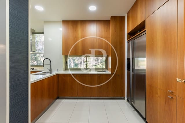 6 quarto Moradia para venda em Chiva com piscina - 1 390 000 € (Ref: 7998950)