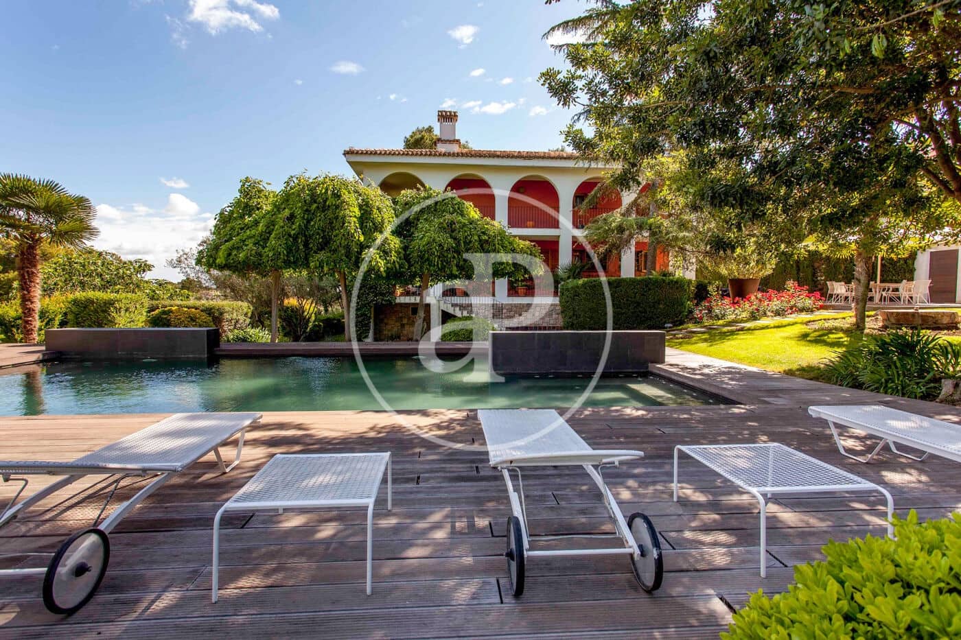 6 chambre Villa/Maison à vendre à Chiva avec piscine - 1 390 000 € (Ref: 7998950)