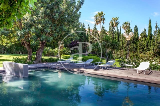 5 soveværelse Villa til salg i Chiva med swimmingpool - € 1.390.000 (Ref: 7998950)