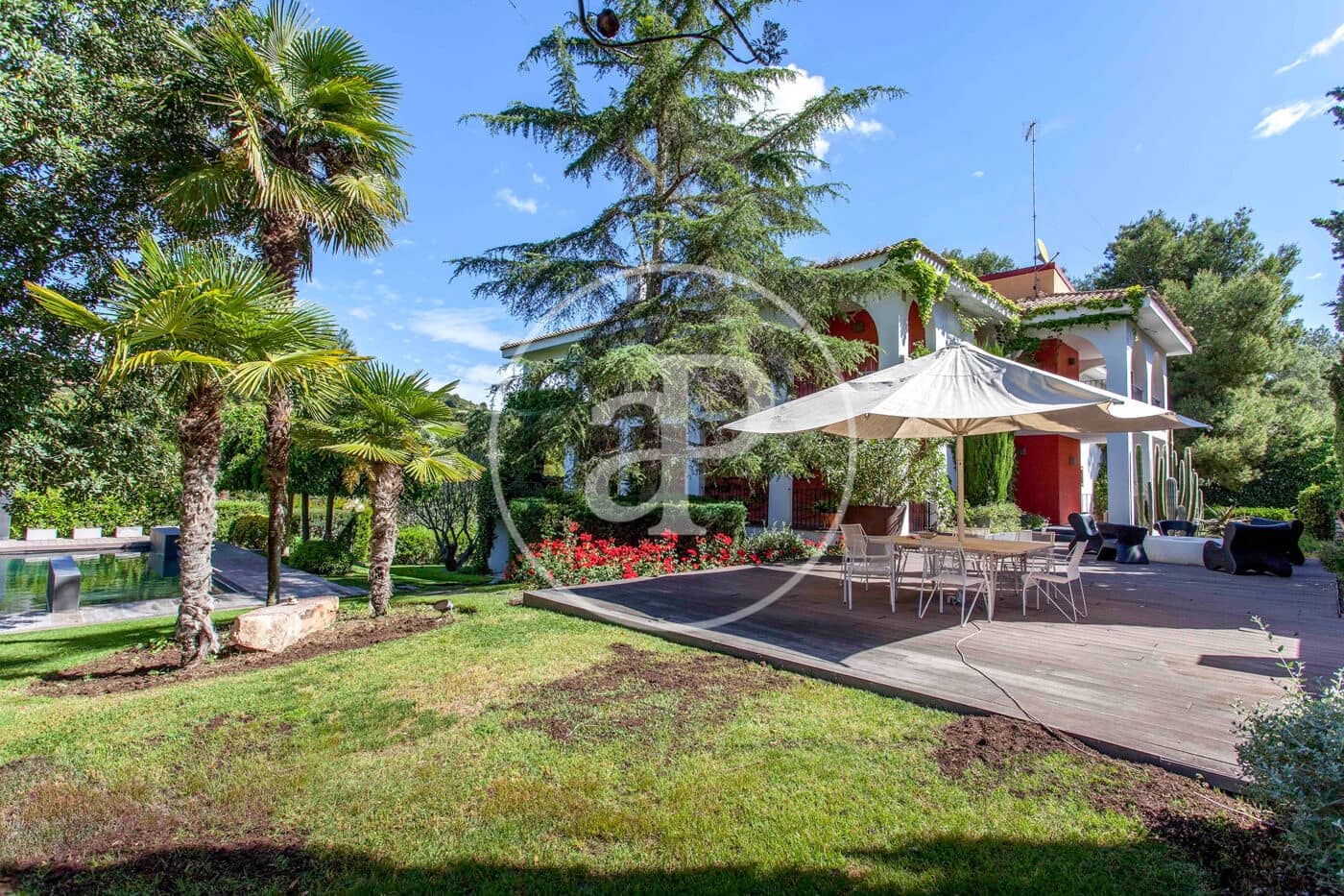 6 chambre Villa/Maison à vendre à Chiva avec piscine - 1 390 000 € (Ref: 7998950)