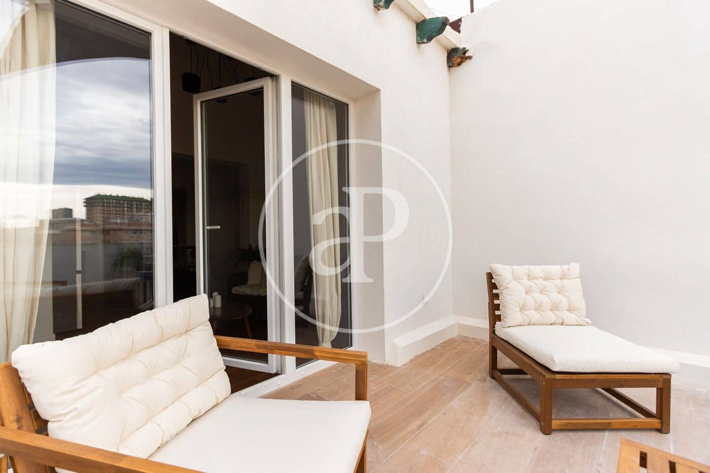 1 bedroom Flat for sale in CabanyalCanyamelar, Valencia city €