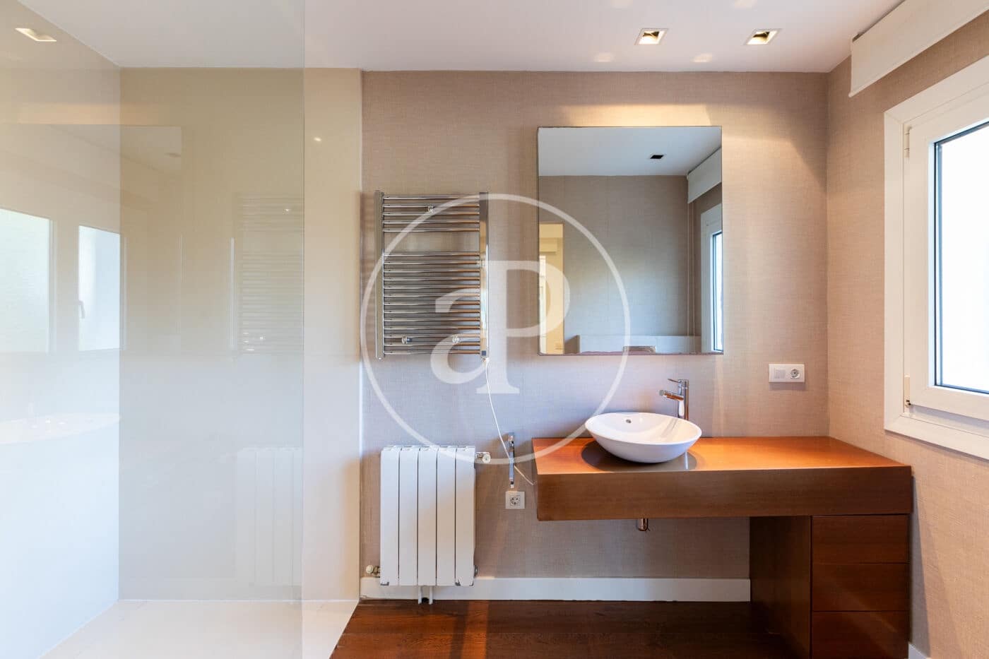 5 soveværelse Villa til salg i Chiva med swimmingpool - € 950.000 (Ref: 8039753)