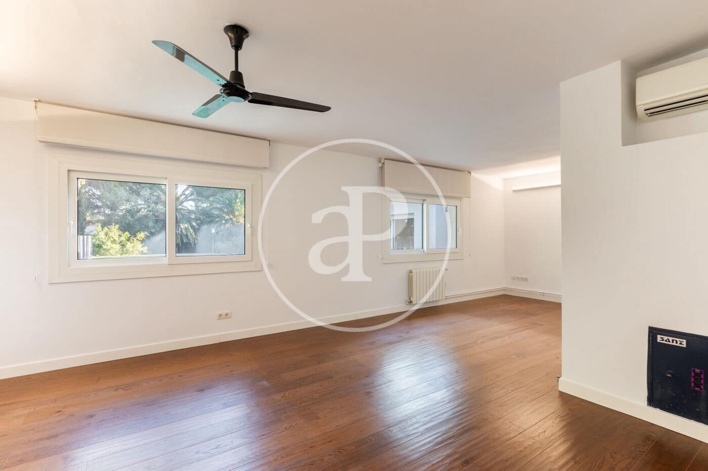 5 soveværelse Villa til salg i Chiva med swimmingpool - € 950.000 (Ref: 8039753)