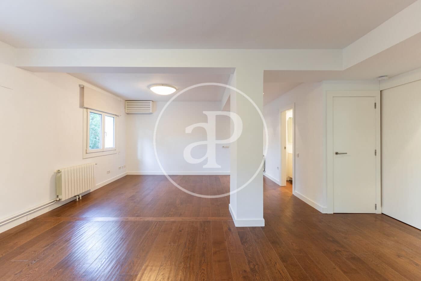 5 soveværelse Villa til salg i Chiva med swimmingpool - € 950.000 (Ref: 8039753)