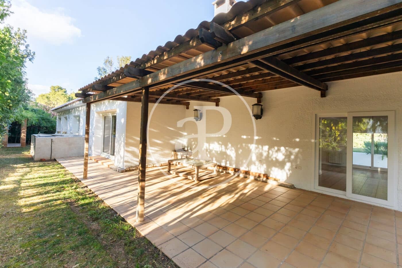 5 soveværelse Villa til salg i Chiva med swimmingpool - € 950.000 (Ref: 8039753)