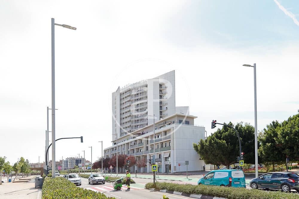 Grunde uden byggetilladelser til salg i Torrent - € 385.000 (Ref: 8048505)