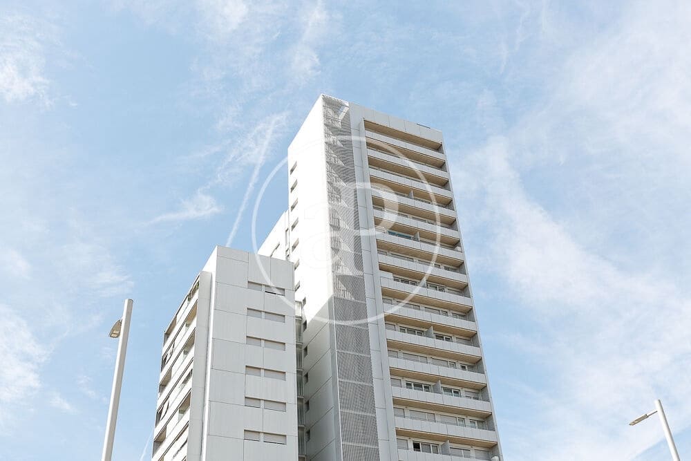 Grunde uden byggetilladelser til salg i Torrent - € 385.000 (Ref: 8048505)