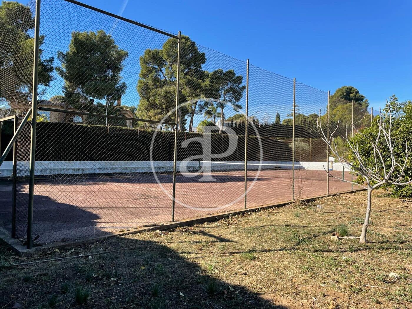 Terre non Aménagée à vendre à Torrent - 500 000 € (Ref: 8050816)