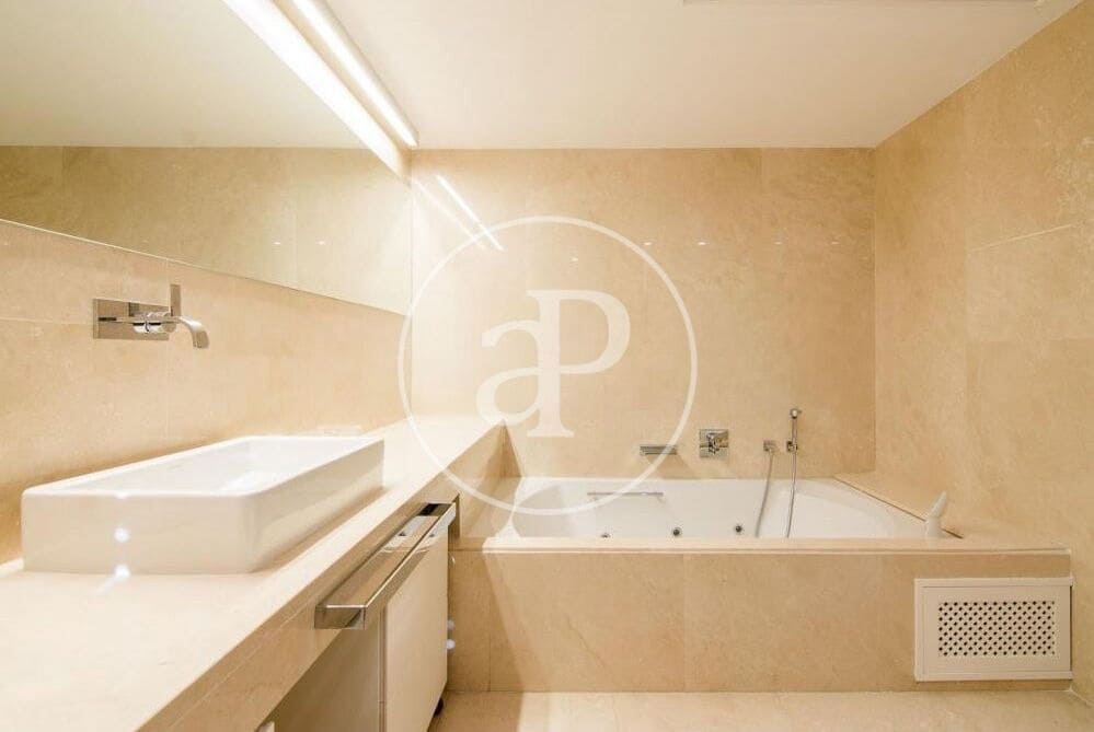 3 soverom Penthouse til salgs i Valencia by - € 1 950 000 (Ref: 8108007)