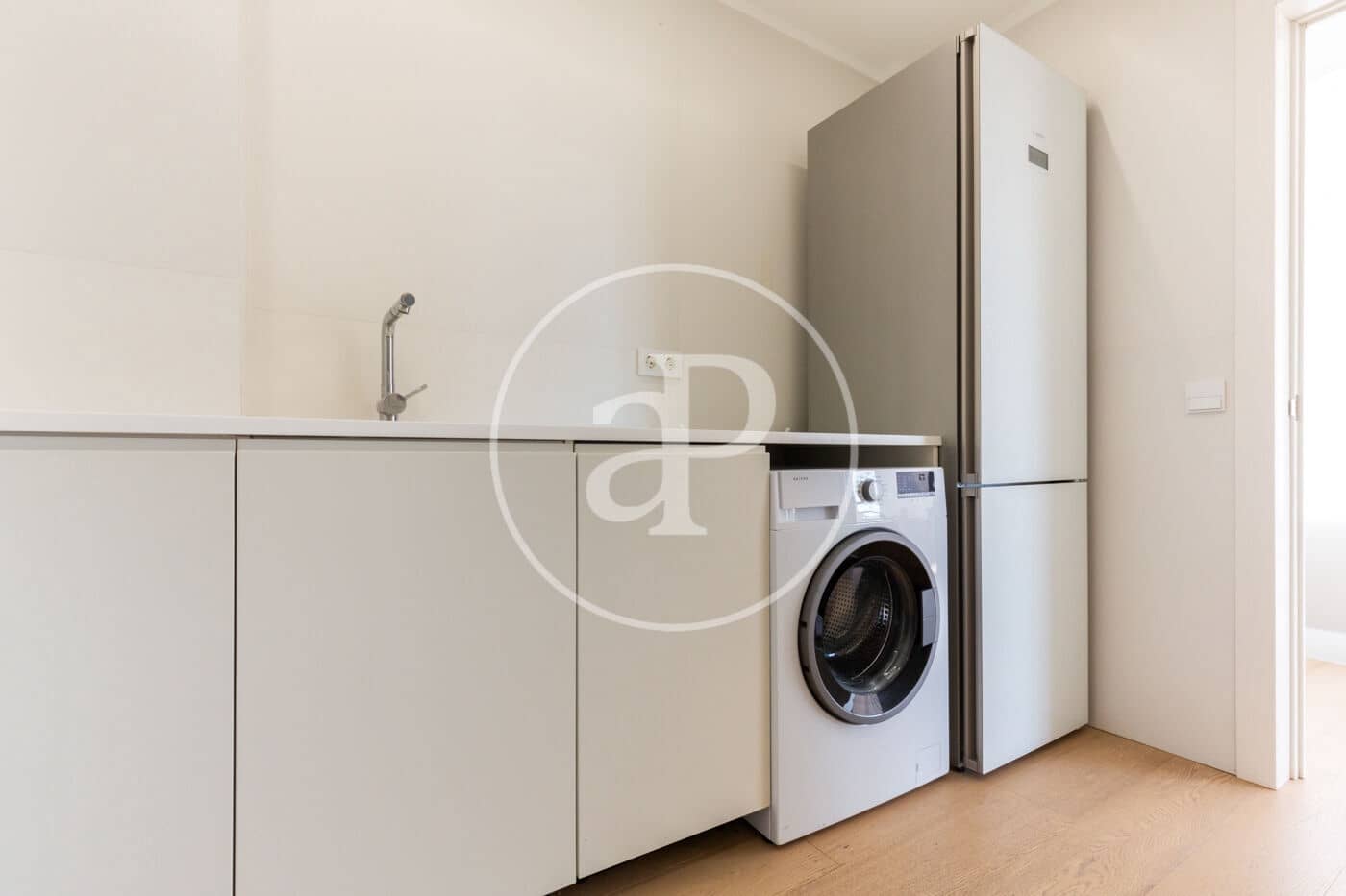 2 soveværelse Lejlighed til salg i Valencia by - € 750.000 (Ref: 8113956)