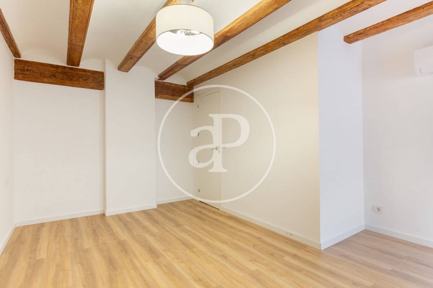 2 soverom Villa til salgs i Valencia by - € 325 000 (Ref: 8145764)