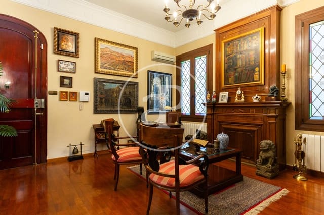 3 soveværelse Lejlighed til salg i El Mercat, Valencia by - € 1.300.000 (Ref: 8161053)