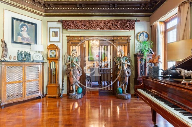 3 soveværelse Lejlighed til salg i El Mercat, Valencia by - € 1.300.000 (Ref: 8161053)