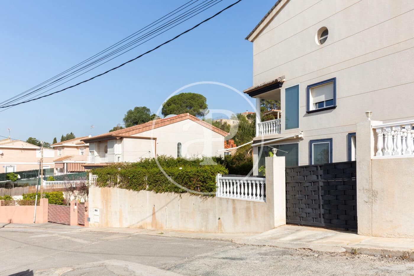 Grunde uden byggetilladelser til salg i Calicanto - € 85.000 (Ref: 8165535)