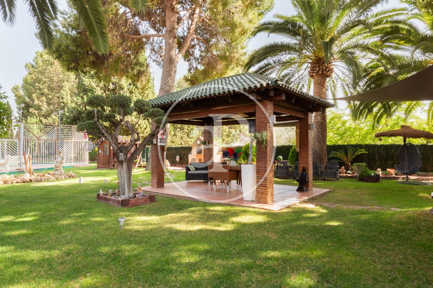 4 chambre Villa/Maison à vendre à Elda avec piscine - 900 000 € (Ref: 8168564)