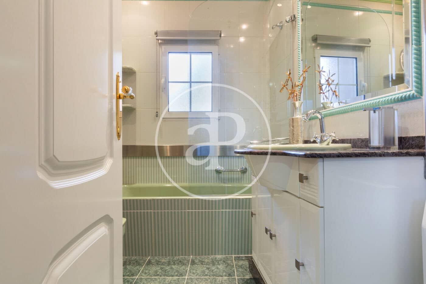 4 chambre Villa/Maison à vendre à Elda avec piscine - 900 000 € (Ref: 8168564)