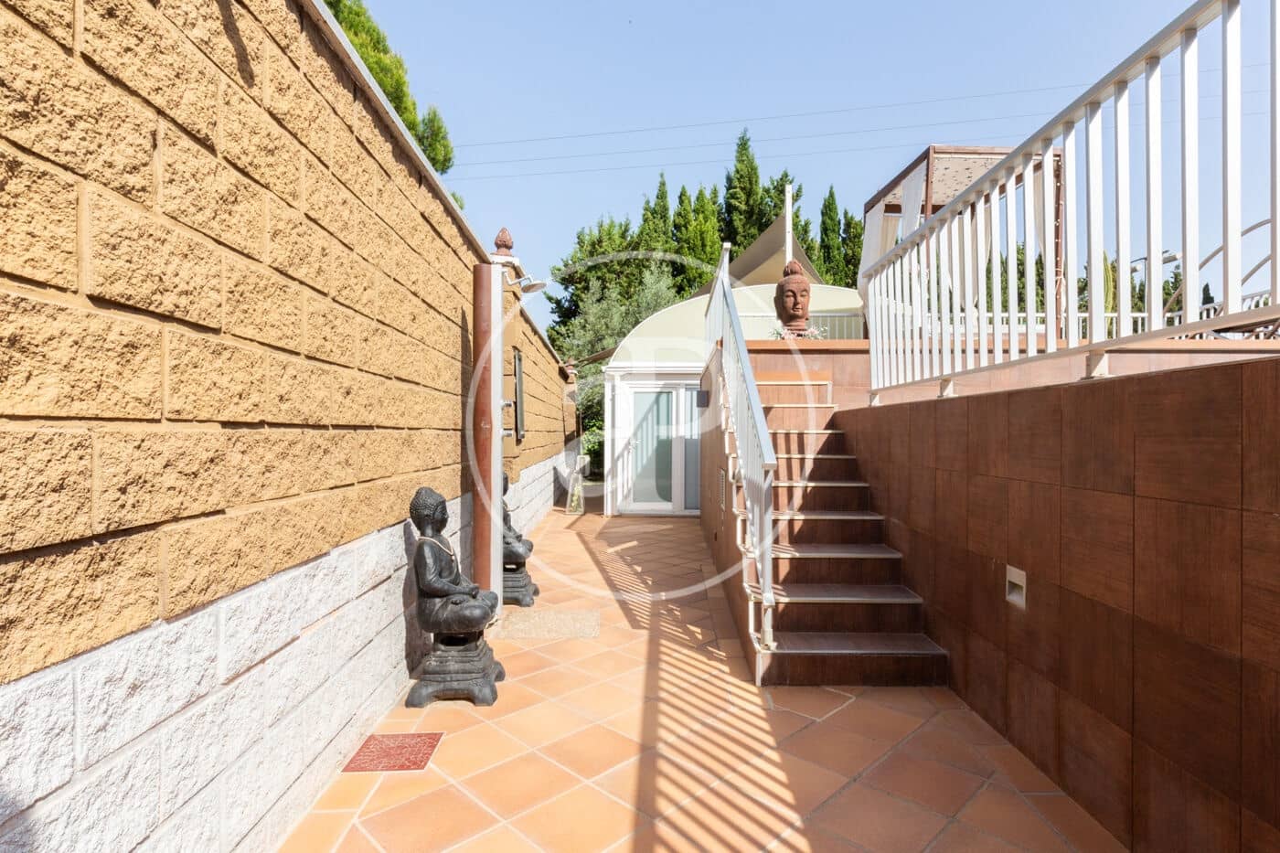 4 chambre Villa/Maison à vendre à Elda avec piscine - 900 000 € (Ref: 8168564)