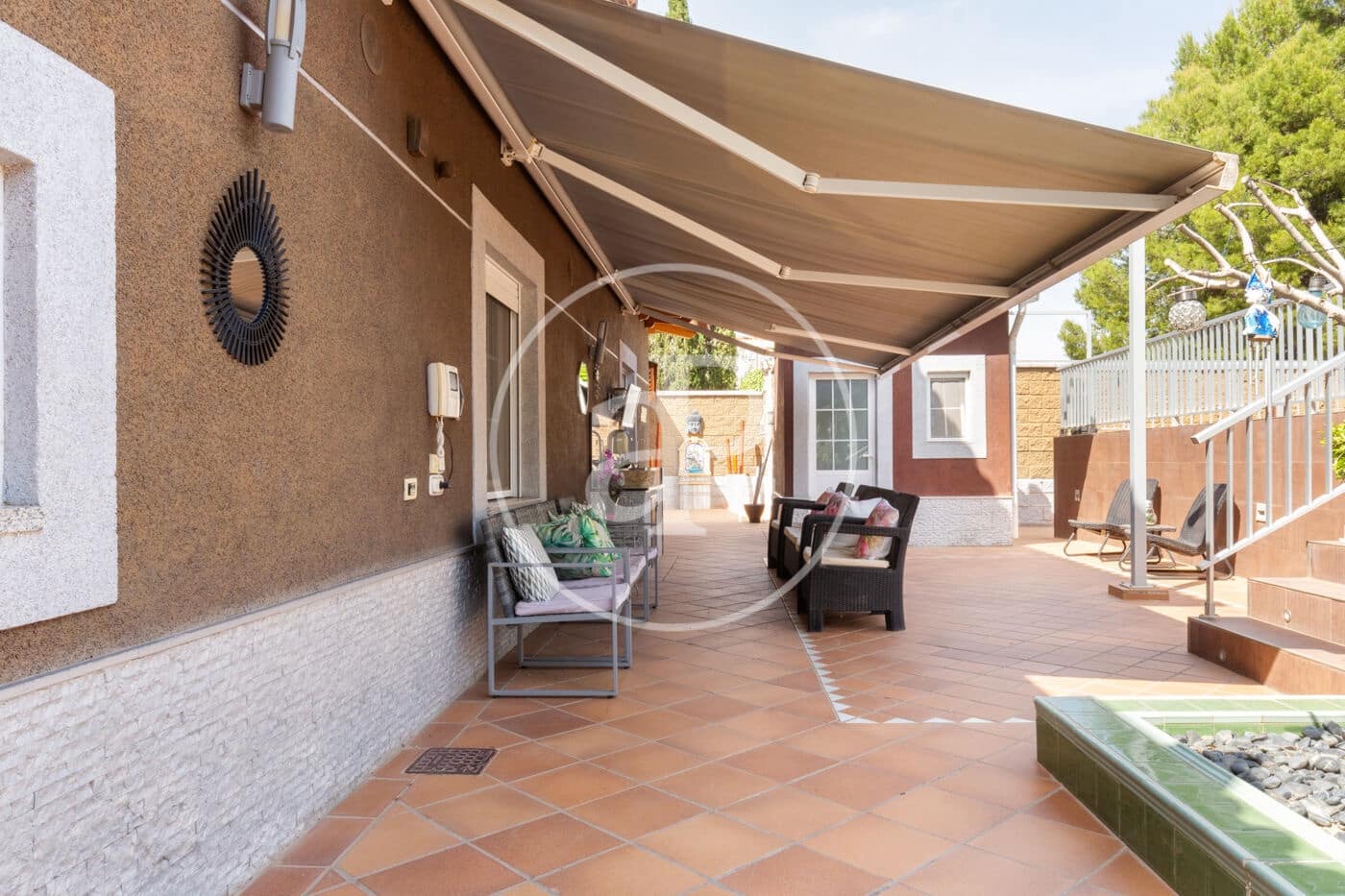 4 chambre Villa/Maison à vendre à Elda avec piscine - 900 000 € (Ref: 8168564)