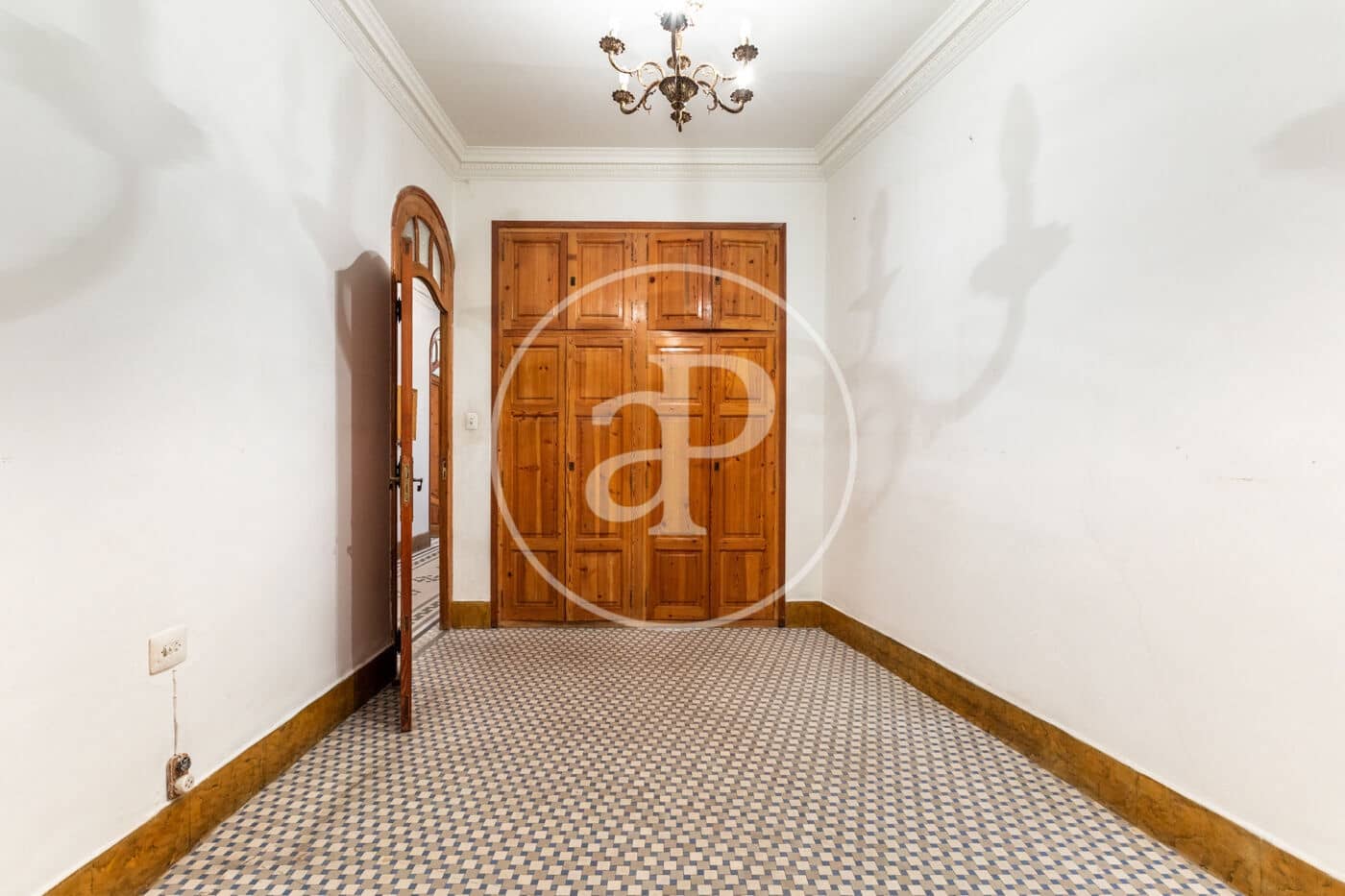 8 soveværelse Lejlighed til salg i Valencia by - € 1.950.000 (Ref: 8182449)