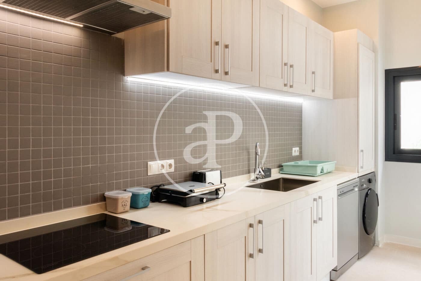 3 soveværelse Villa til salg i Valencia by - € 690.000 (Ref: 8211021)