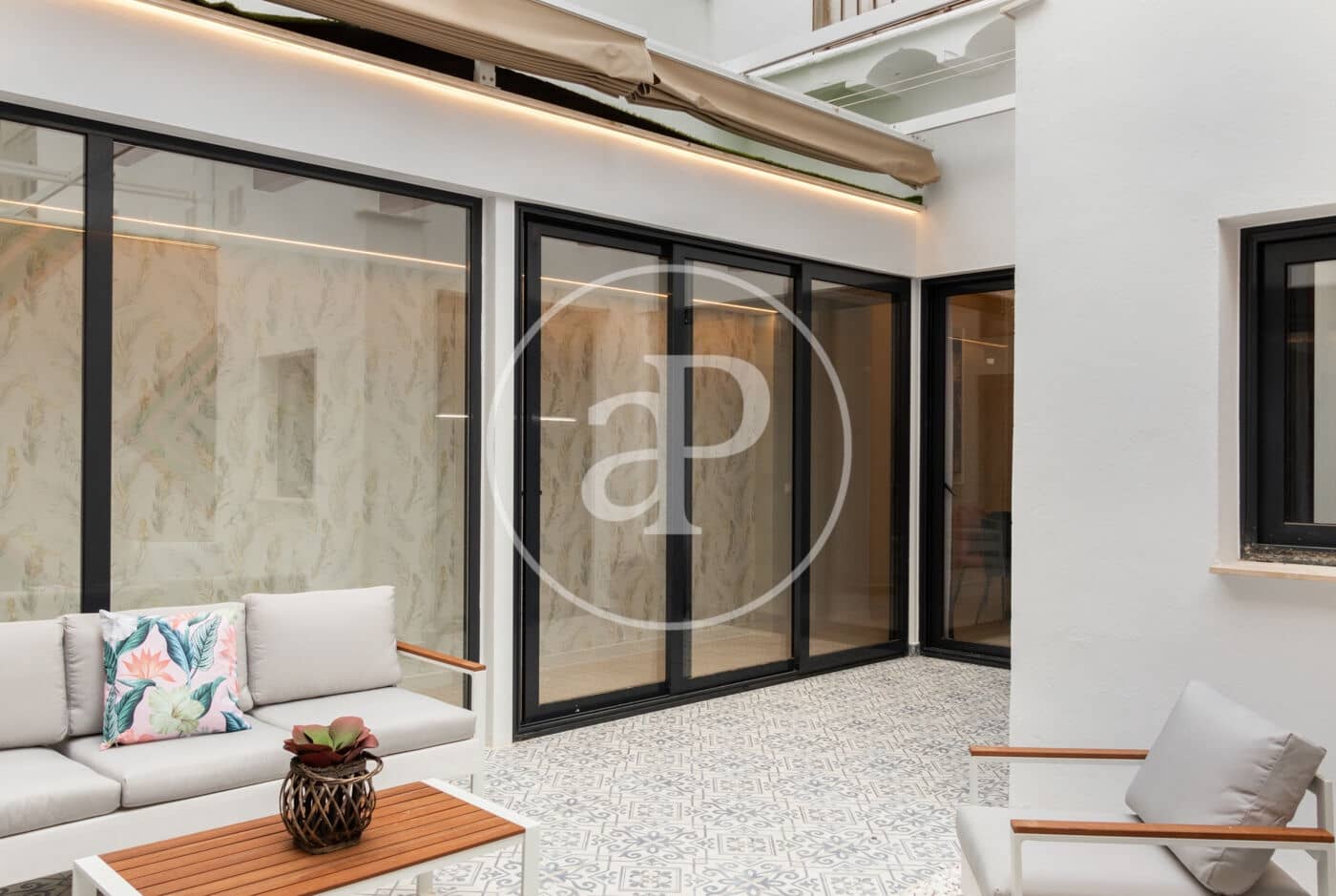 3 soveværelse Villa til salg i Valencia by - € 690.000 (Ref: 8211021)