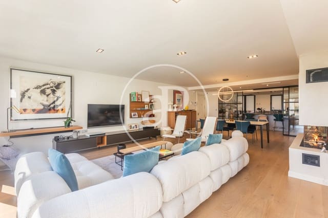 3 soveværelse Lejlighed til salg i Exposicio, Valencia by - € 1.200.000 (Ref: 8292573)