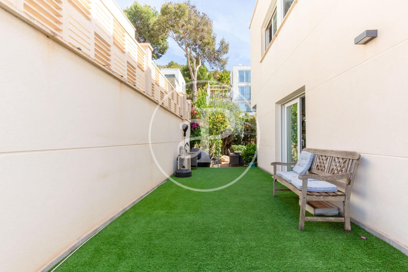 4 bedroom Villa for sale in Albir with pool - € 460,000 (Ref: 8307516)